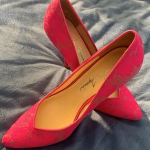 Isa Tapia 7US/HotPink Stilleto 🌸 bouquet lace look pattern👠heels/🤩😉LN